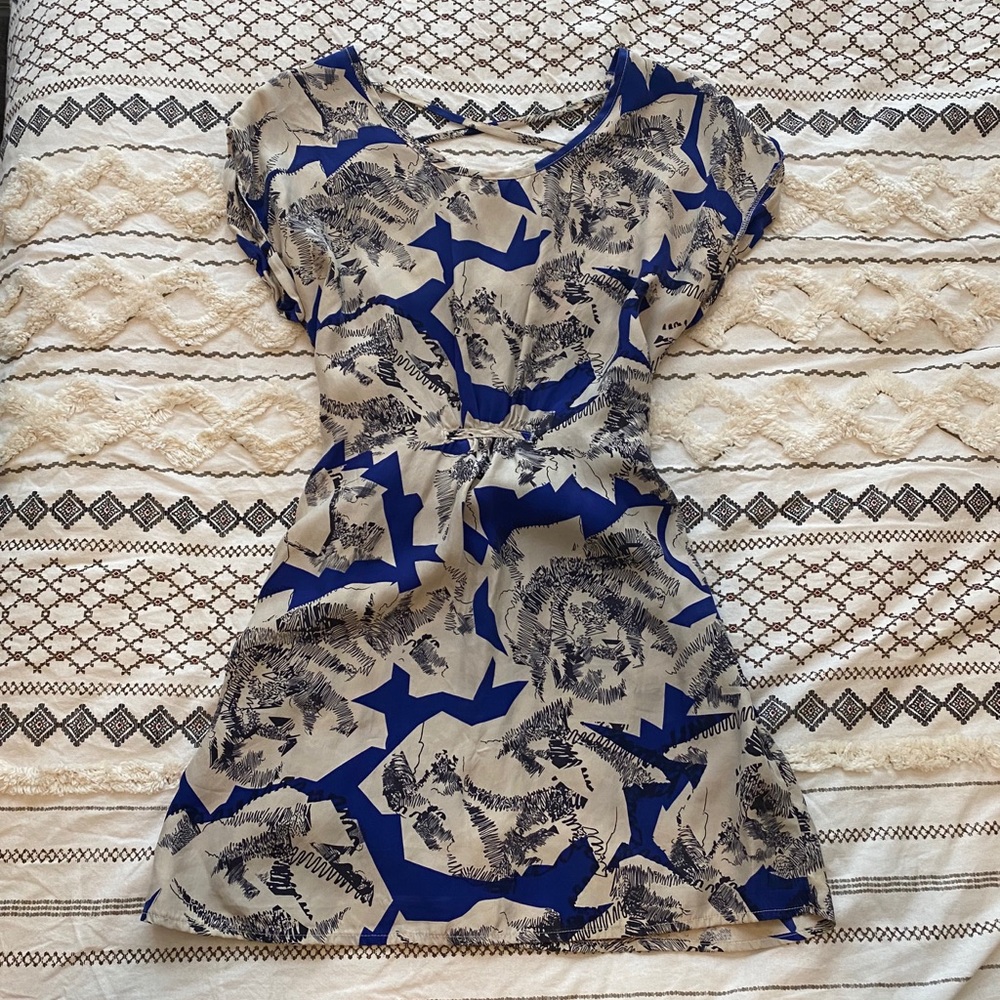 Eight Sixty blue and tan patterned silk dress S